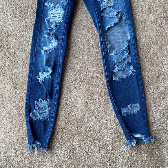 Jeans - Picture 2 of 6